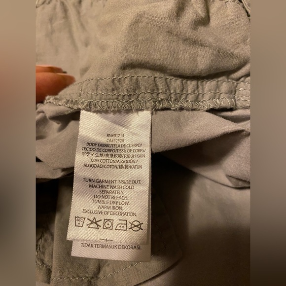 Armani Exchange size 4 mini skirt - Picture 7 of 7